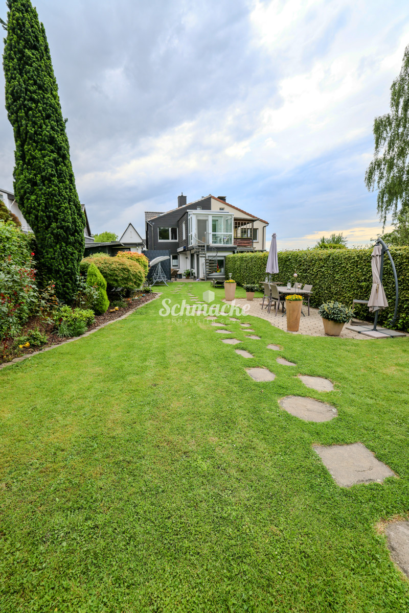 Helles familienfreundliches Haus mit schönem Garten, Garage und viel Platz, Hoheleye/Fleyerviertel, 58097 Hagen, Doppelhaushälfte