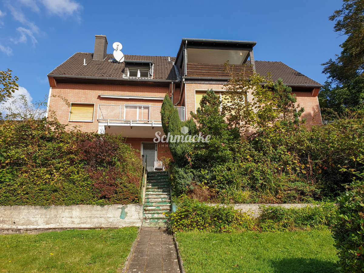 Gepflegtes Mehrgenerationenhaus mit traumhaftem Fernblick in Hagen-Geweke, 58135 Hagen, Mehrfamilienhaus