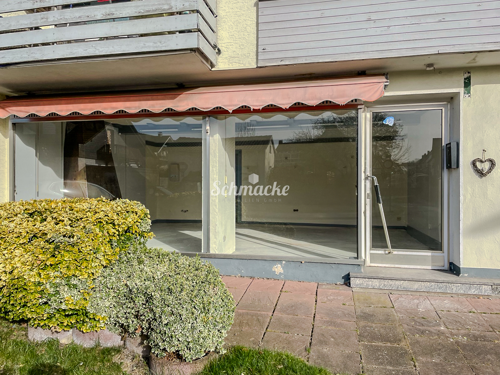 Helles sonniges Ladenlokal in HA-Quambusch, ideal für Friseur o.ä., kein Kiosk oder Imbiß möglich, 58135 Hagen, Ladenlokal