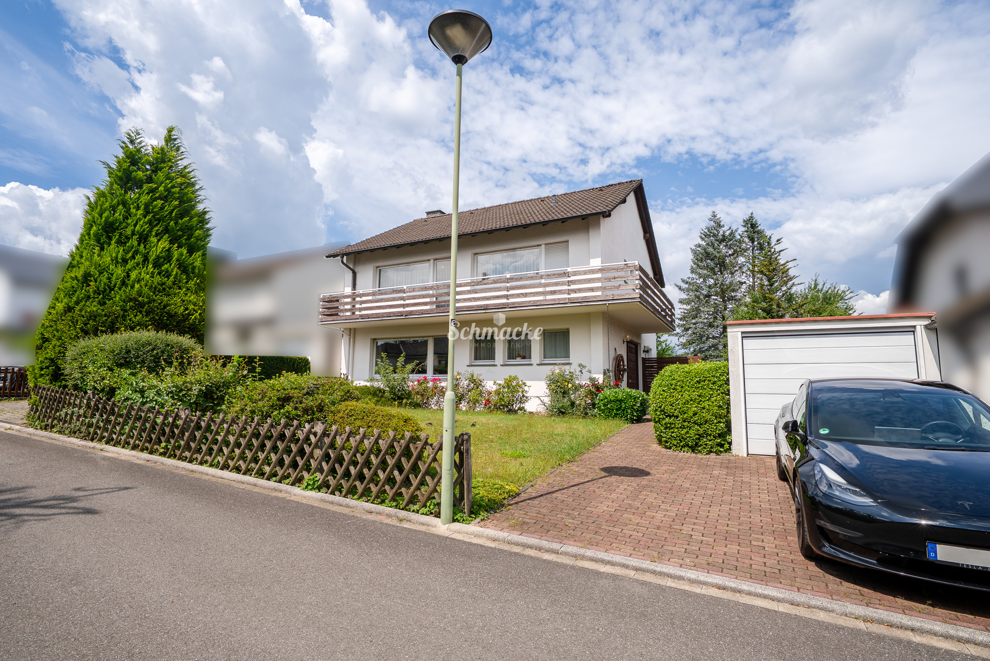 Einfamilienhaus mit Kamin, Wintergarten, Schwimmhalle & Sauna, 2 Garagen in Toplage von Hagen-Geweke, 58135 Hagen, Einfamilienhaus