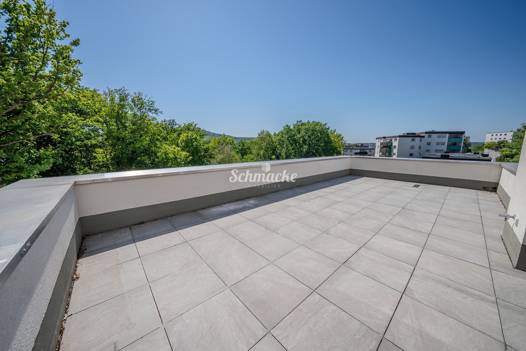 Traumhafte helle Panoramawohnung mit großer Südterrrasse auf Hagen-Emst, 58093 Hagen, Etagenwohnung