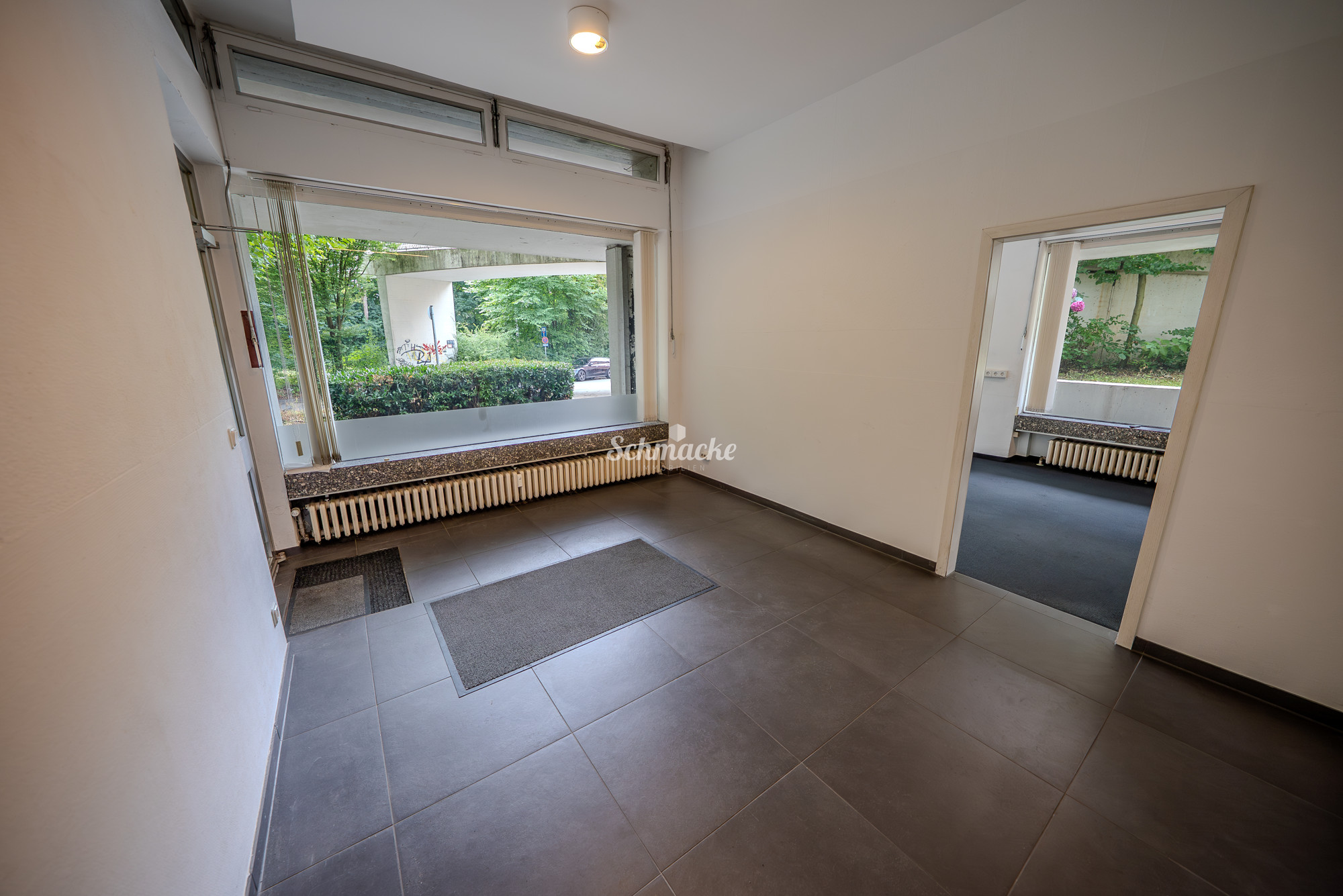Geräumige helle Büro-/Praxisfläche mit großen Fenstern am Landgericht in Hagen, 58097 Hagen, Bürofläche