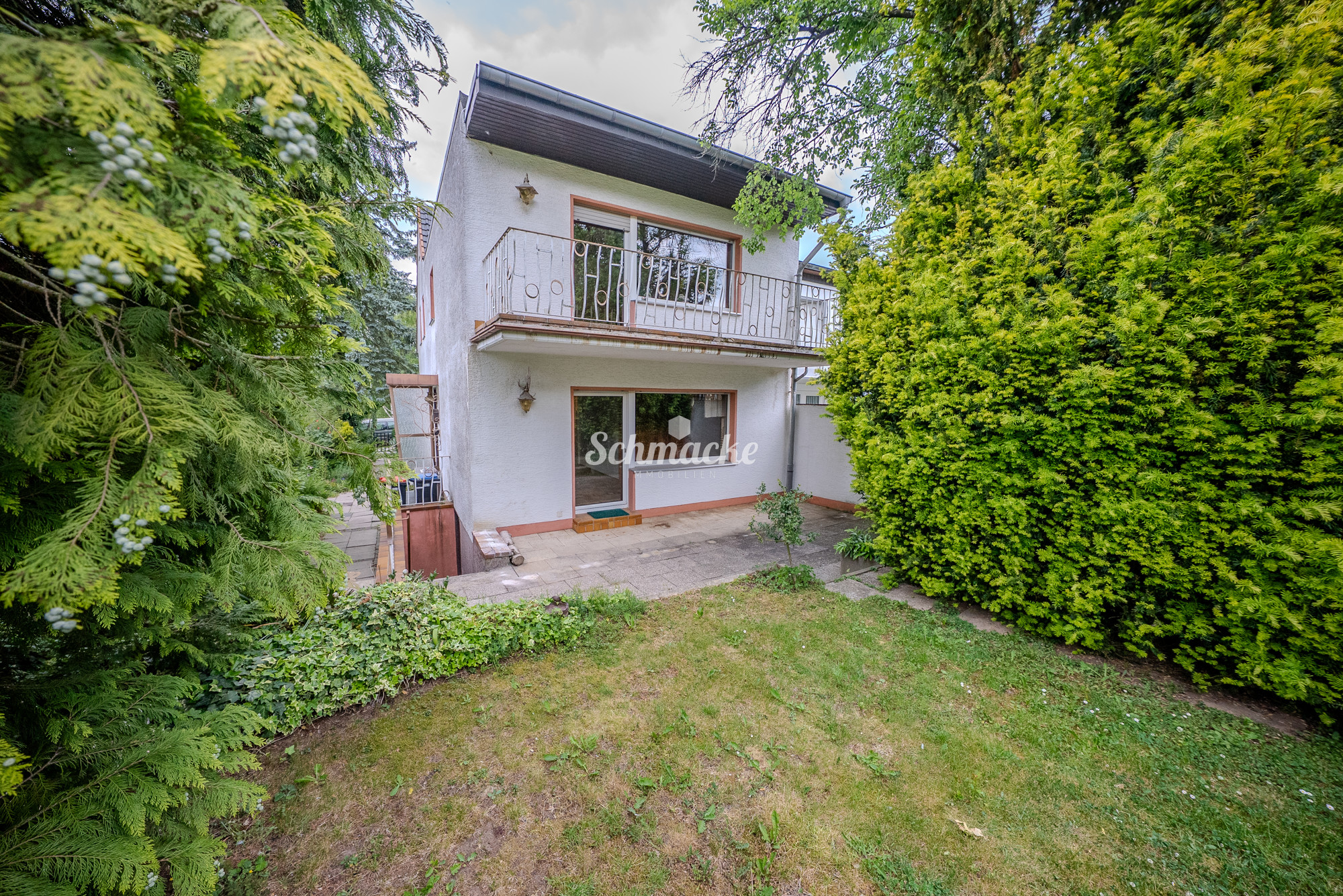 Schöne Doppelhaushälfte mit Terrasse, Balkon und Garten in ruhiger Lage, 58093 Hagen, Doppelhaushälfte