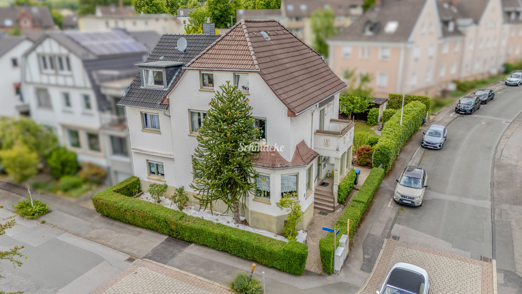 Gepflegtes Dreifamilienhaus mit sonnigem Garten, Gartenhaus und Einzelgarage in ruhiger Lage, 58642 Iserlohn, Mehrfamilienhaus